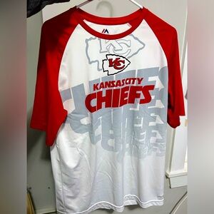 Majestic KC Chiefs shirt, size large.